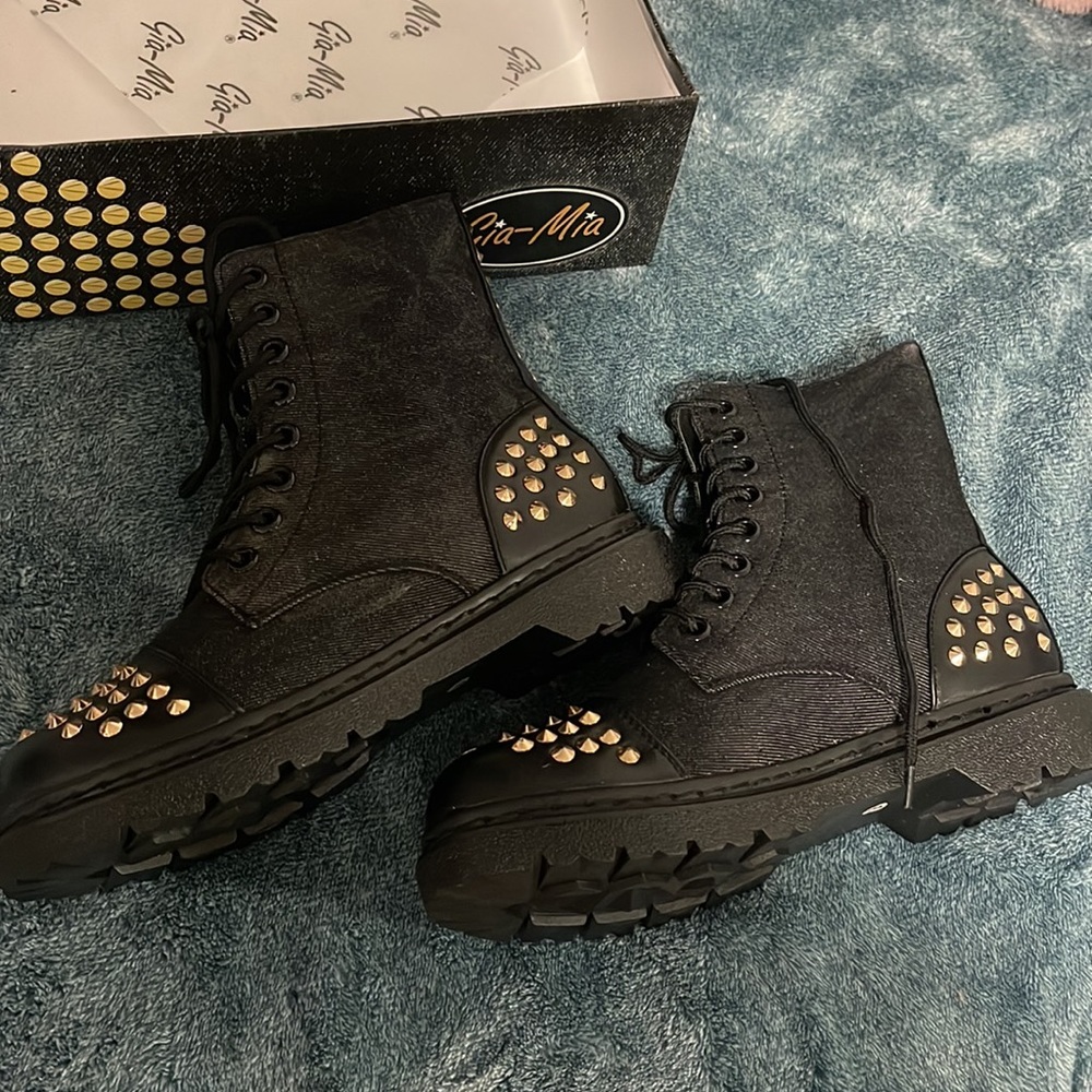 Boots